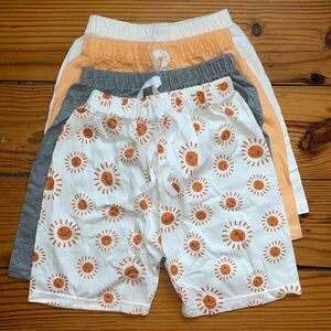 NWOT set of 4 elastic cotton shorts size 5T 120